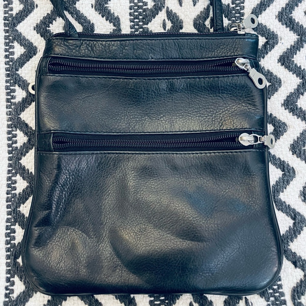 Paul and Taylor leather purse